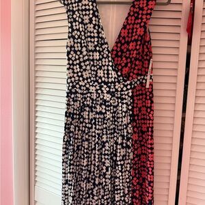 New with tags- Black & White Printed V-Neck Maxi Dress